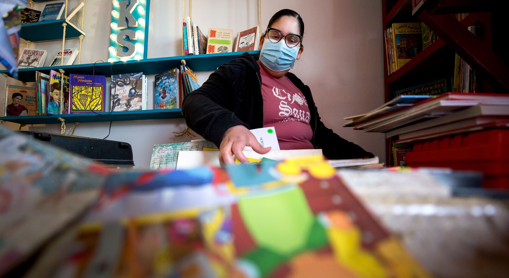 122720-hl-barrio books-p1.JPG (copy)
